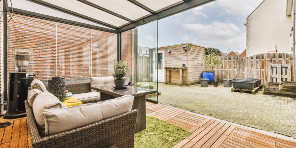 Puertas y Ventanas de Aluminio / PVC a medida Badajoz · Cortinas de Cristal